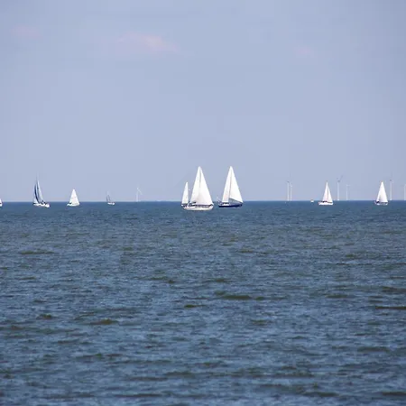 Chalet Modern On The Ijsselmeer Enkhuizen