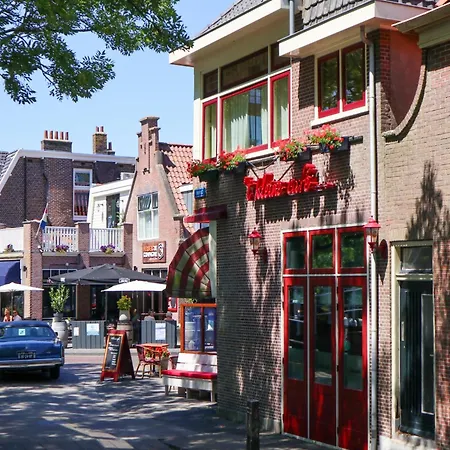 Modern On The Ijsselmeer